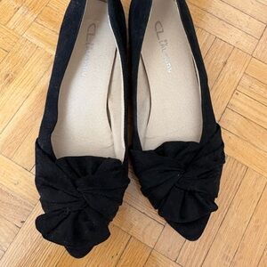 CL by Laundry Black Pointed-Toe Knot Detail Flats